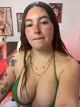aaaaamy_1 on StripChat 