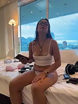 Freechat Alice_surprise on StripChat