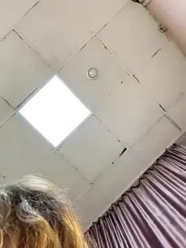 AllaTousNew on StripChat 