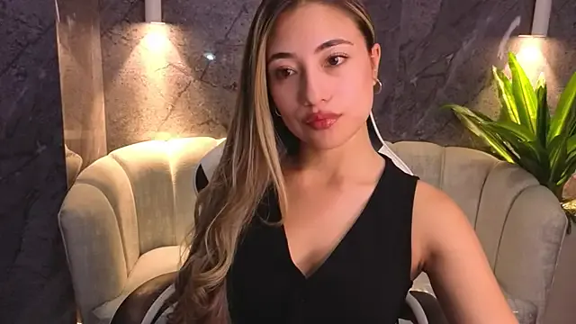 Amy_Kerr_Tx on StripChat