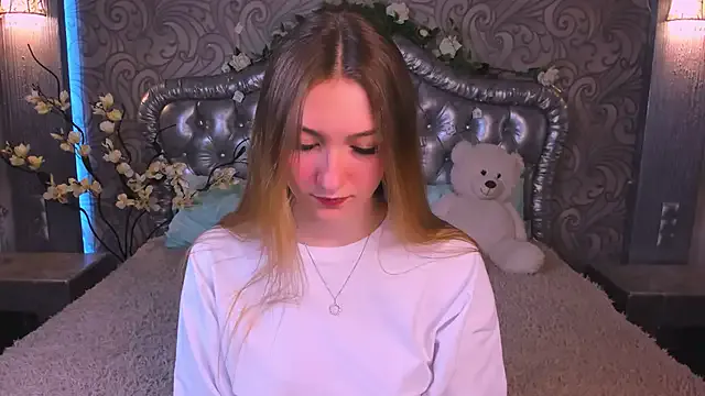 AngelAnabelle — doggy pose + 10 hard slap