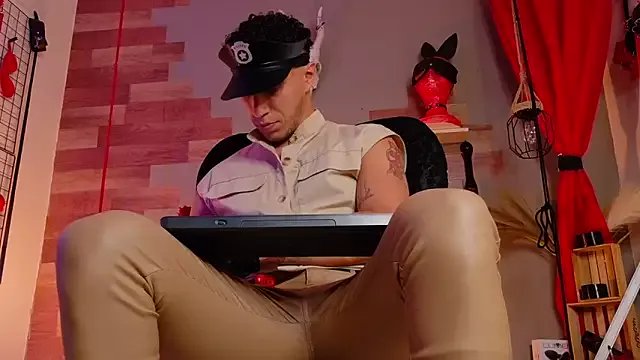 Freechat AngeloandEdward on StripChat