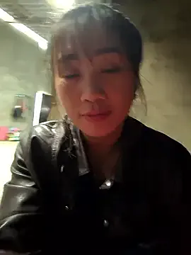 apple0011 on StripChat