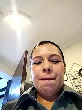Ariana-07 on StripChat 
