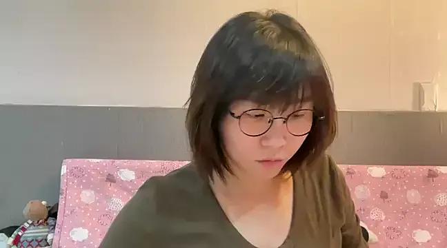 Freechat Ashepova000 on StripChat