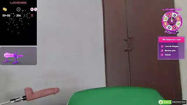 aurelialux on StripChat 