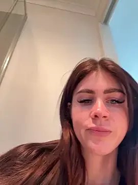 Freechat aus_queen on StripChat