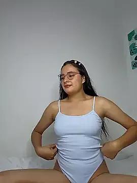 Freechat baaby-miiaa on StripChat