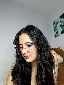 Freechat baaby-miiaa on StripChat