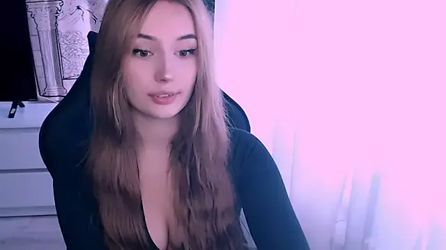 Freechat beauty_blonde on StripChat