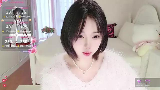 Bella-ox on StripChat