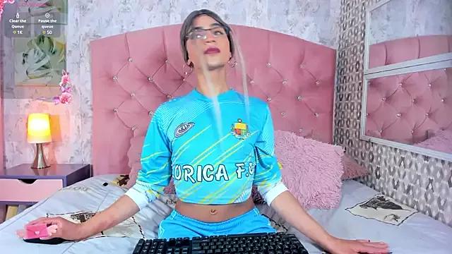 blaiine_colfer on StripChat 