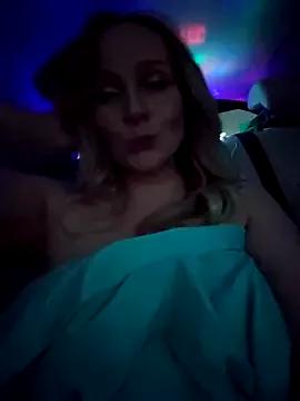 Freechat Bondgirl_013 on StripChat