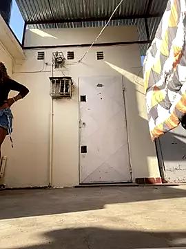 Private Boneca25 on StripChat