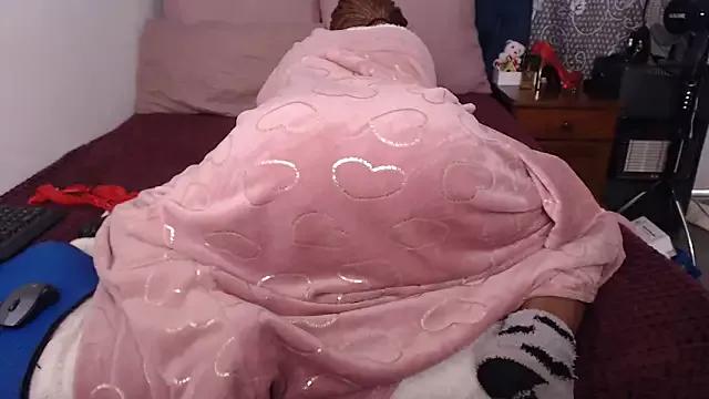 BootyCallEver on StripChat 