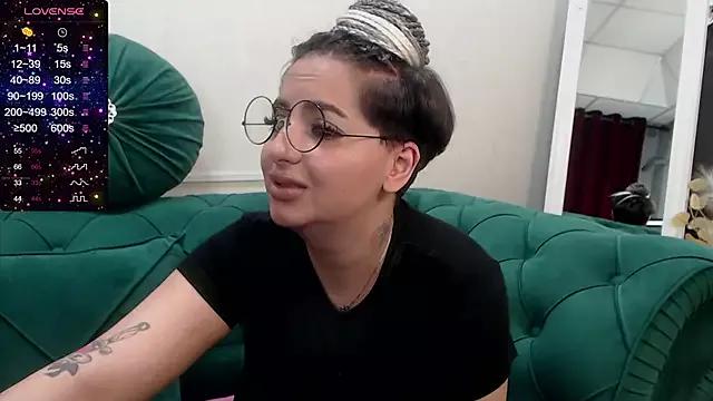 Freechat BustyAllyy on StripChat