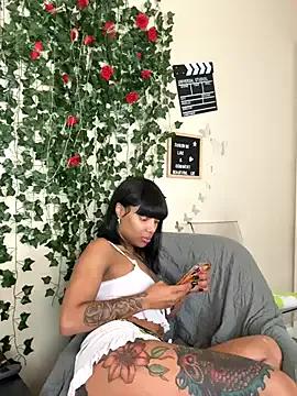 Group butterflybootyy on StripChat