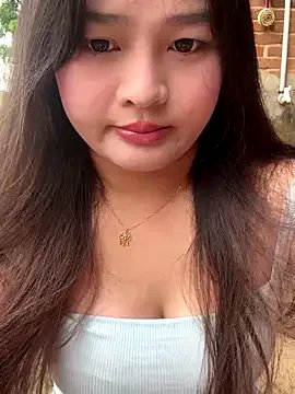 Freechat chenyu0308 on StripChat
