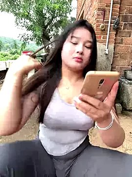 Freechat chenyu0308 on StripChat