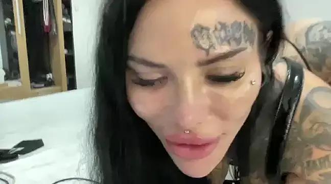 claudiacvc95 on StripChat 