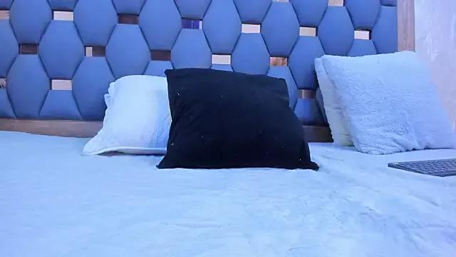 Freechat crystal_sm on StripChat