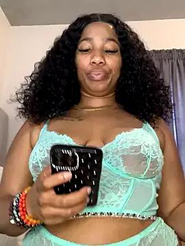 Freechat CurvyDesire1 on StripChat