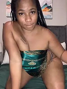 Freechat CurvyDesire1 on StripChat
