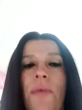 CurvySara1 on StripChat