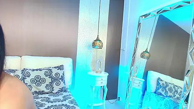 Freechat DannaDooll99 on StripChat