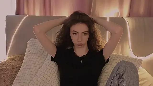 Freechat DeneenTurja on StripChat