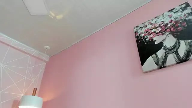 Freechat dolly_zoe on StripChat