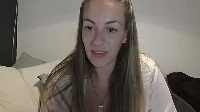 Freechat Edenfox- on StripChat