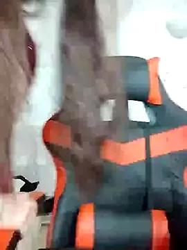 Elettra_Ferrari on StripChat 