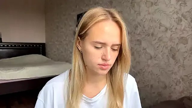 Freechat ElisabetLorney on StripChat