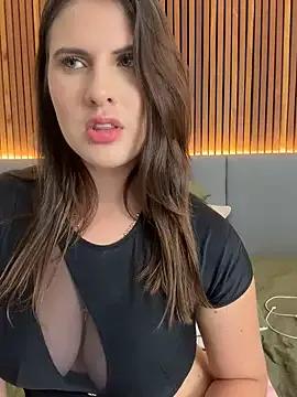 EmiilyAdams_ on StripChat 