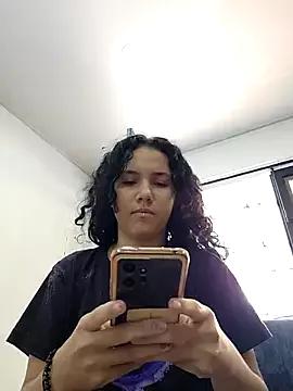 Emmi_Summers on StripChat 