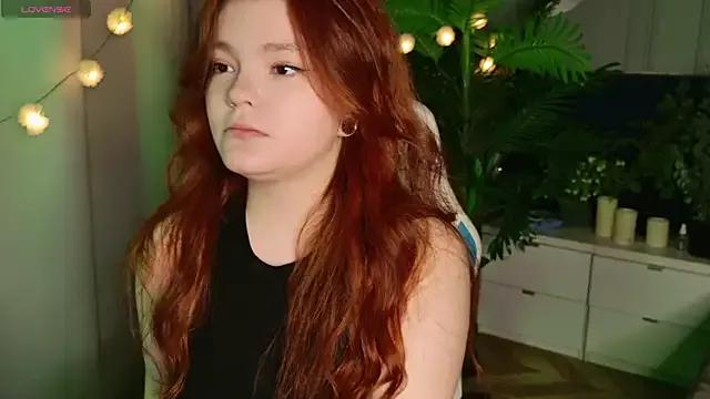 EnnySunrise on StripChat 