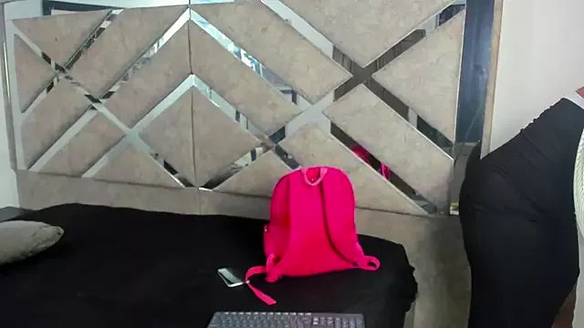 Freechat EvaxEmma on StripChat