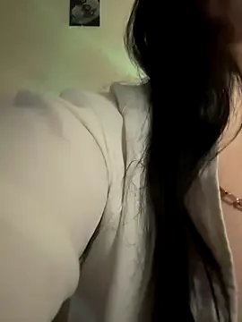 Freechat Evelinia on StripChat