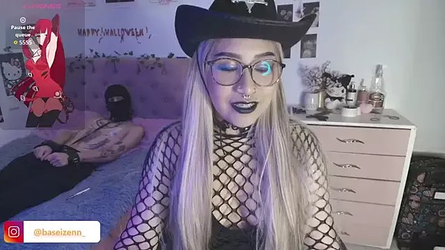 Freechat exodiakinky2 on StripChat