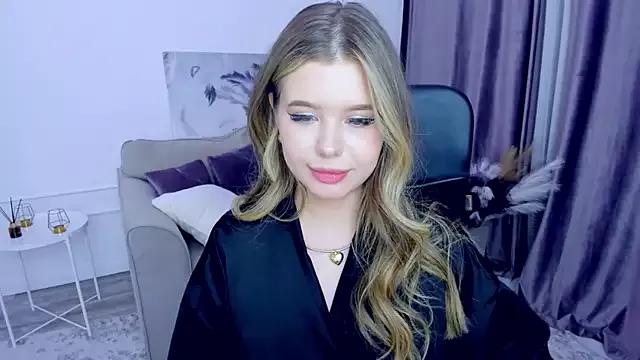 FollowLovee on StripChat 