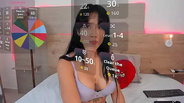 GinebraBrown — show my boobs + oil 