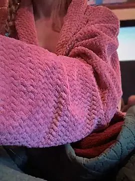 Freechat GoldenFlameGoddess on StripChat