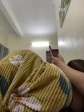 Hachi_Sweetbabie_ on StripChat 