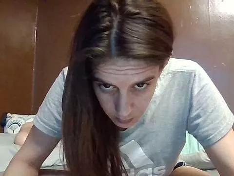 Freechat Heavenskyyee on StripChat