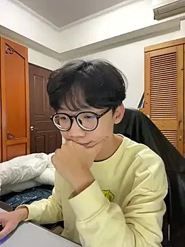 hihi0169 on StripChat 