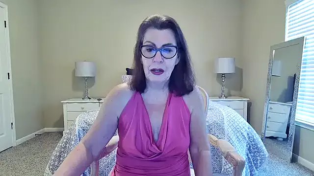 Freechat HotTxGilfMaggie on StripChat