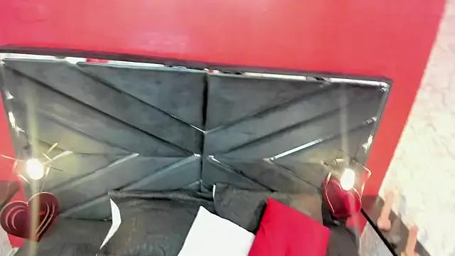 Freechat IVISBOUNCYASS on StripChat