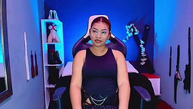 JadaRoberts on StripChat 