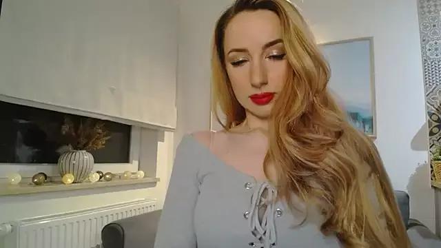 JulietteDiamond on StripChat 